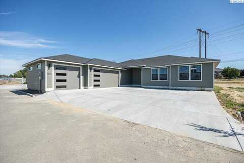 1839 S Union St, Kennewick, WA 99337