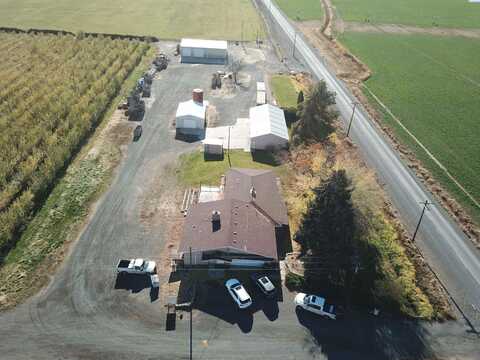 1601 Lateral B Road, Wapato, WA 98951