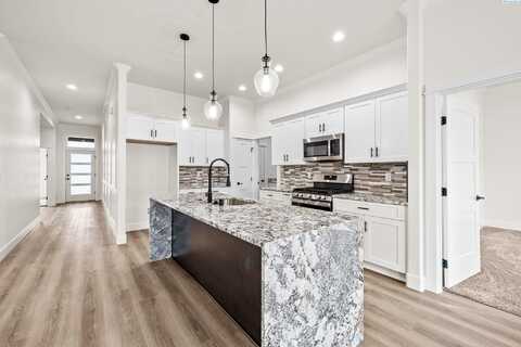3701 Nuthatch Street, Richland, WA 99352