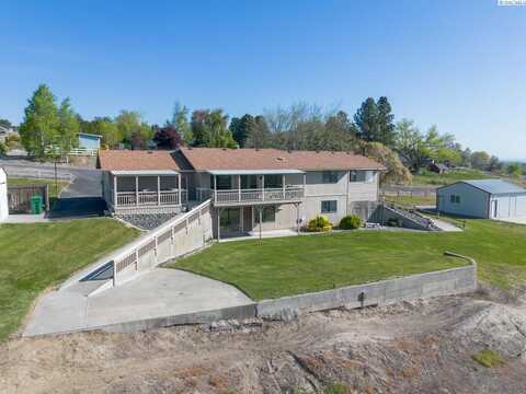 101505 E Reata Road, Kennewick, WA 99338