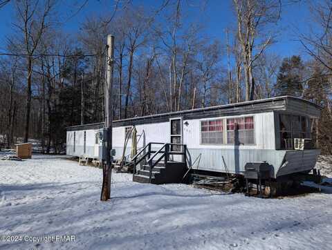 137 Broken Arrow Lane, Gouldsboro, PA 18424