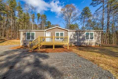 101 Waters Edge Drive, Martin, GA 30557