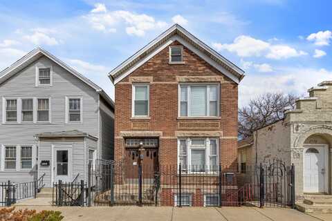 2136 W 18th, CHICAGO, IL 60608