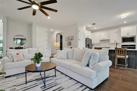 4422 S Silverwood Ln, Fort Lauderdale, FL 33309