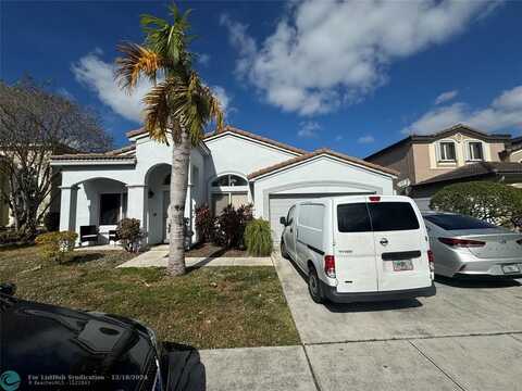 10635 SW 17th Pl, Davie, FL 33324