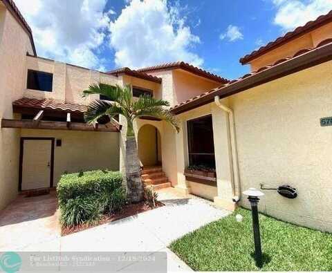 5705 Fox Hollow Dr, Boca Raton, FL 33486