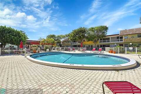 860 SE 6th Ave, Deerfield Beach, FL 33441