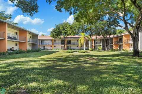 320 NW 87th Dr, Plantation, FL 33324