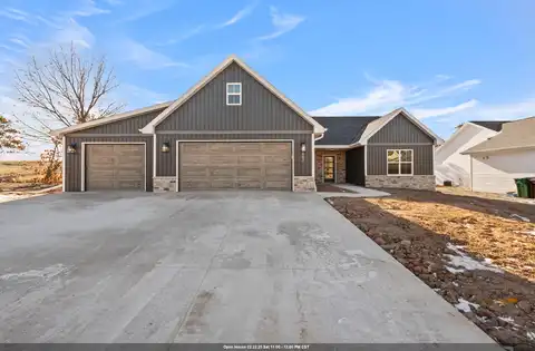 3483 JEWEL Way, GREEN BAY, WI 54313