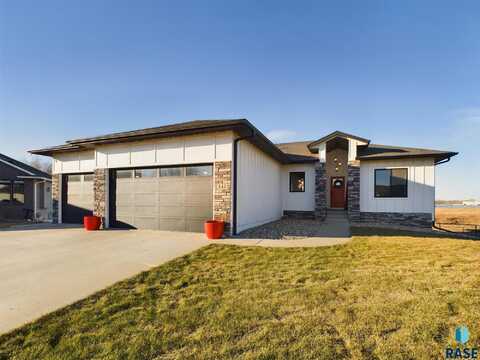 540 W Clara Cir, Tea, SD 57064