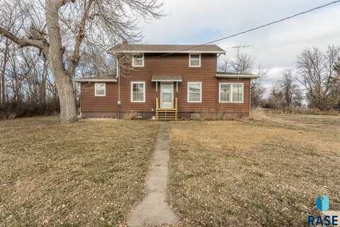 320 Slant St, Wakonda, SD 57073