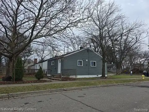 93 E COLGATE Avenue, Pontiac, MI 48340