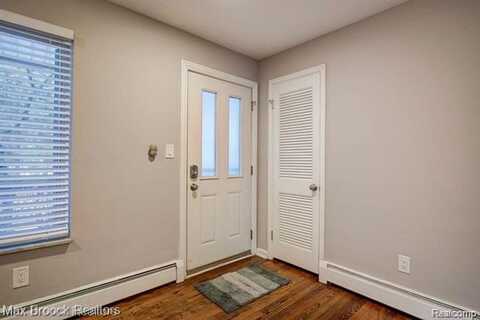 475 S ADAMS Road, Birmingham, MI 48009