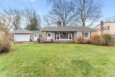 8127 ISLAND Boulevard, Grosse Ile, MI 48138