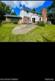 2867 PAGE Avenue, Ann Arbor, MI 48104