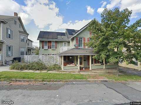 Market, NEWPORT, PA 17074