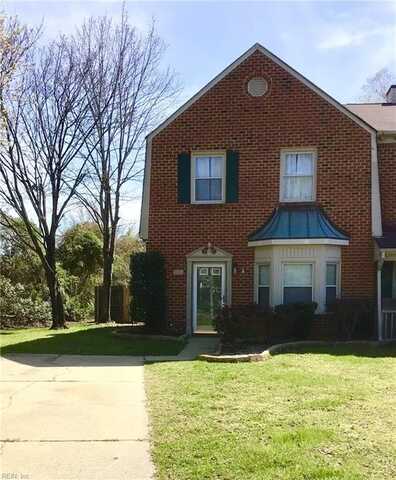 701 Creekside Crescent, Chesapeake, VA 23320