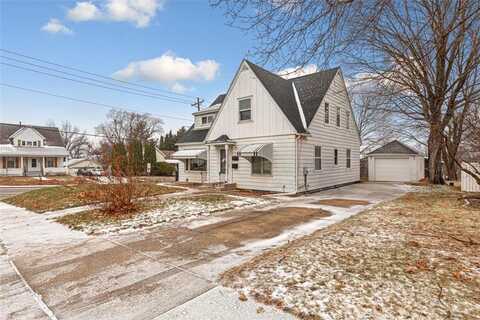 152 W University Street, Owatonna, MN 55060