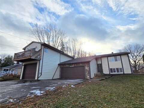 6085 10th Street N, Oakdale, MN 55128