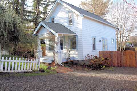 243 SE DORA ST, Troutdale, OR 97060