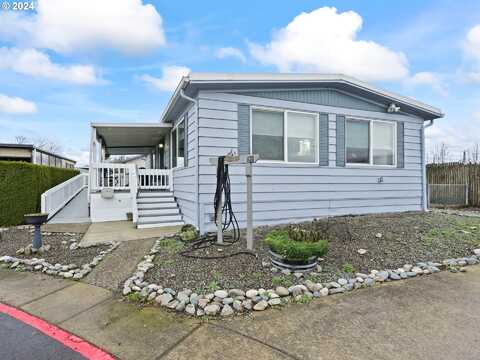 900 NE FRANCIS AVE, Gresham, OR 97030