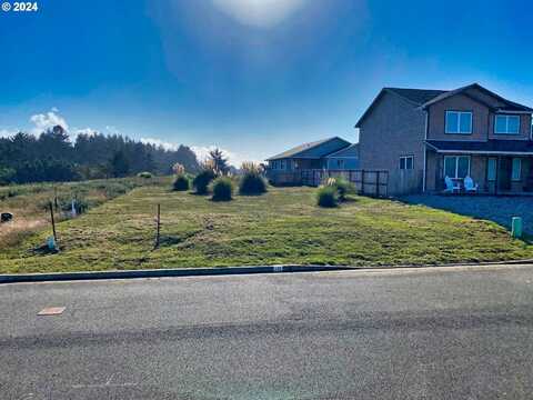 649 SPYGLASS DR, Bandon, OR 97411