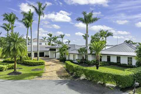 10 Yacht Club Place, Tequesta, FL 33469