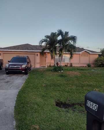 6960 NW Hartney Way, Port Saint Lucie, FL 34983