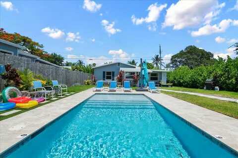 625 SE 3rd Avenue, Delray Beach, FL 33483