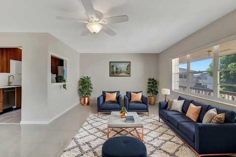 212 Easthampton I, West Palm Beach, FL 33417