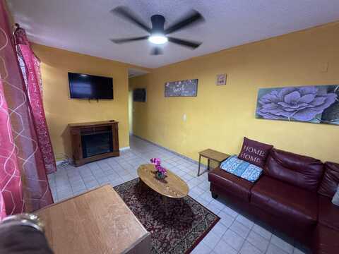 915 Forest Hill Boulevard, West Palm Beach, FL 33405