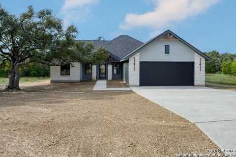 103 N Lon Price, Blanco, TX 78606