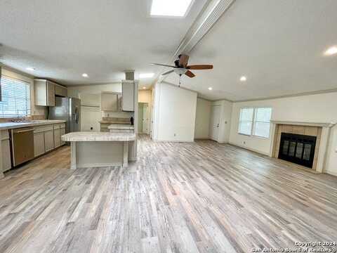 132 CORRIDOR OAKS, Cibolo, TX 78108