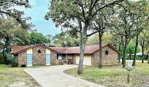 221 Park Drive, La Grange, TX 78945