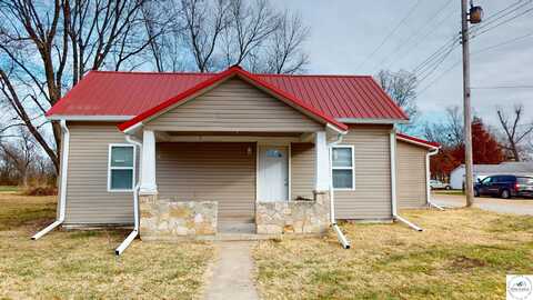 300 N Main, Green Ridge, MO 65332