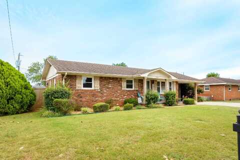 103 Colorado Ave, Muscle Shoals, AL 35661