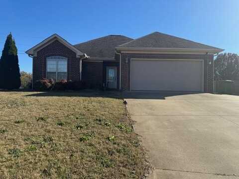 120 Windsor Dr, Muscle Shoals, AL 35661