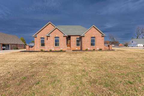 301 Kimberly Ave, Muscle Shoals, AL 35661