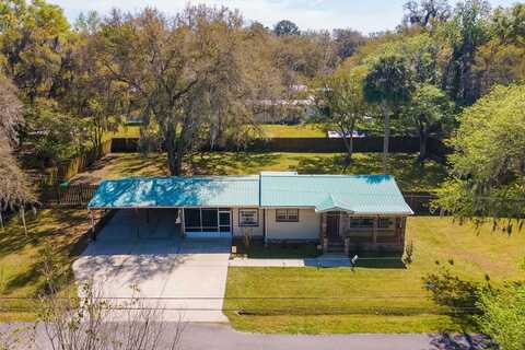 304 Park Ave, Hastings, FL 32145