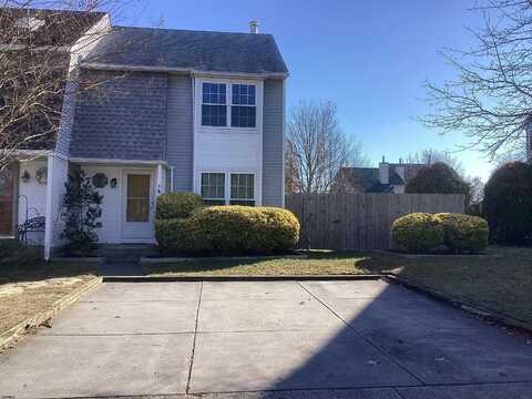 5 Fox Tail Ct, Somers Point, NJ 08244