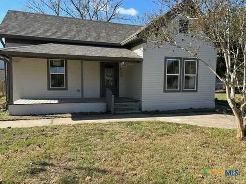 500 S Texana Street, Hallettsville, TX 77964