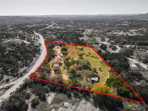 989 oil well Road, Pipe Creek, TX 78063