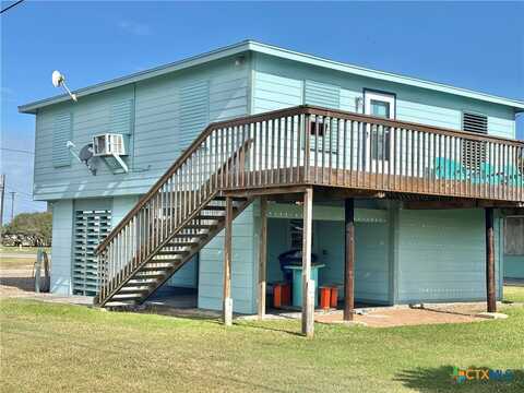 411 W Olive Street, Port o Connor, TX 77982