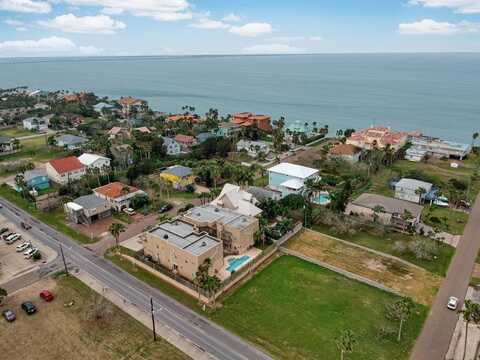 200 Mesquite Dr., South Padre Island, TX 78597