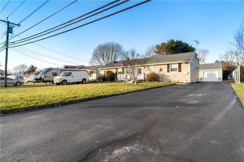 19 Narrows Road, Bristol, RI 02809