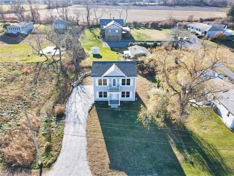 24 Seaspray Way, Little Compton, RI 02837