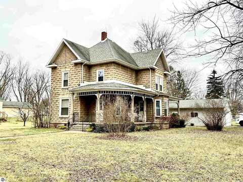 309 N Sixth Street, Coleman, MI 48618