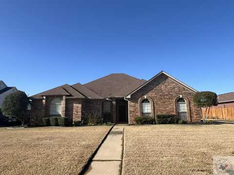 5913 Trinity Heights Dr, Texarkana, AR 71854