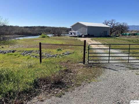 16065 Paskenta Road, Flournoy, CA 96029