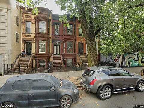 Stuyvesant, BROOKLYN, NY 11221